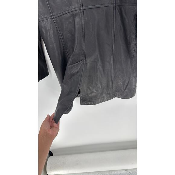 Vintage Kenneth Cole black long leather coat size petite Medium 90s classic - Picture 5 of 6